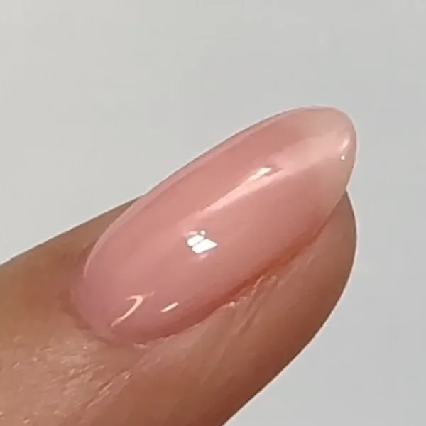 シャイニージェルミオをベースに完成したネイル