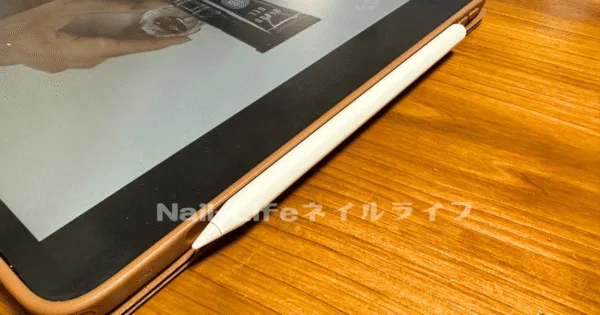 iPad側面にくっつける